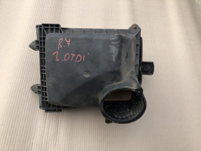 Audi a4 B7  3.0tdi  puzdro vzduchového filtra