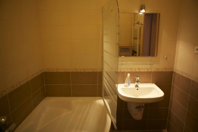 BEZ PROVIZIE - Prenajom 3,5 izb.bytu, Bratislava I