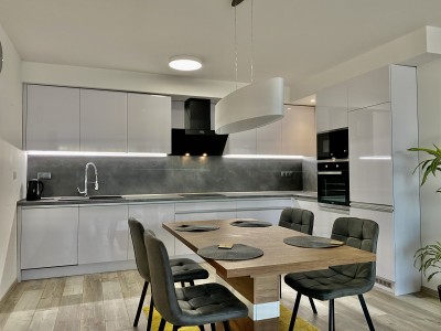 Úplne nový 2-izbový byt !