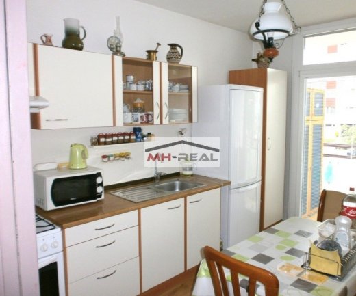Predaj- 3-izbový byt po rekonštrukcii VNKS, Radvaň