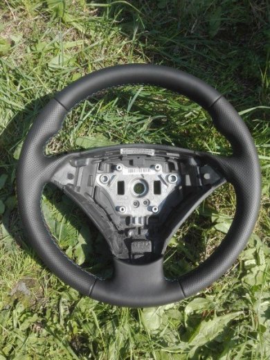 Kozeny volant BMW E60,E61 v M- Performance