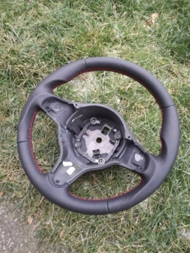 Kozeny volant Alfa Romeo 159 biceps