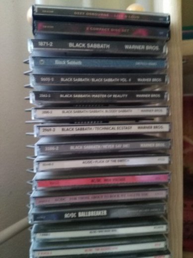 PREDAM ZBIERKU METAL/ROCK/POP CDs 90 roky