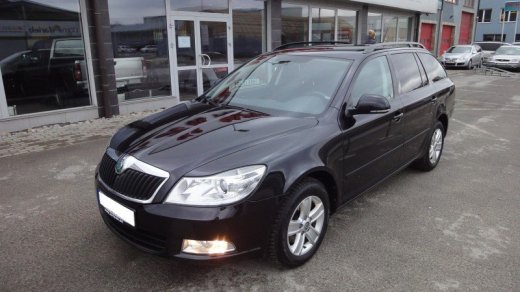 Škoda - Octavia combi 1.6 TDI 1. majiteľ