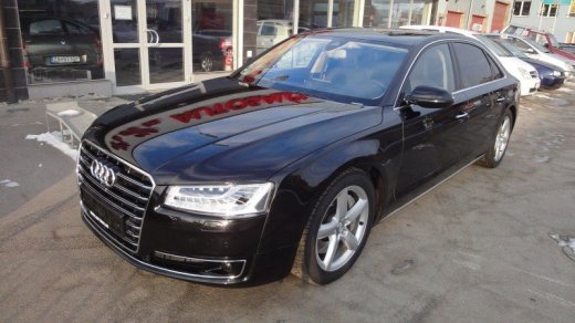 Audi - A8 LONG 4,2 TDI QUATTRO metalíza, TV, HEAD-