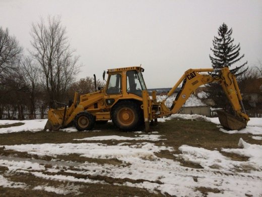 Caterpillar - 438b