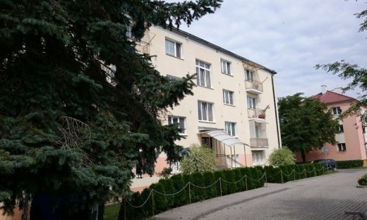 Predám 2 izbový byt v širšom centre ZV