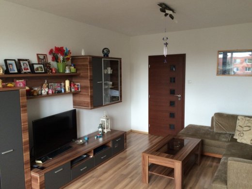 Predaj, 3-izbový zrekonštruovaný byt v OV, Skalica