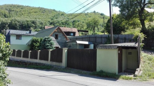Ponúkam na predaj RD v Novej Bani -Stará Huta