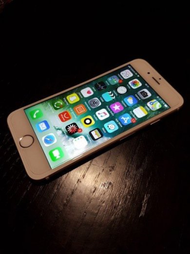 Predám I PHONE 6 64 Gold