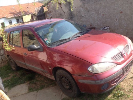 Rozpredam Renault Megane 1,9