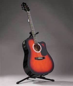 Elektricko-akustická gitara  Stagg SW203CETU .