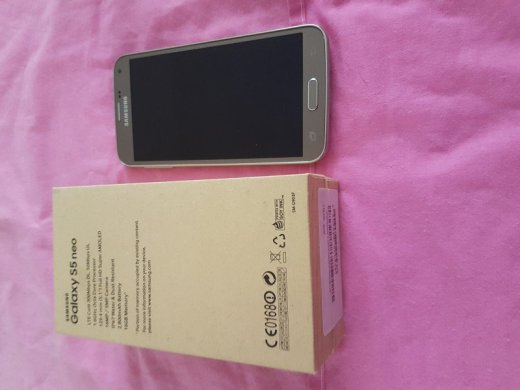 Mobylný telefon Samsung S5 neo