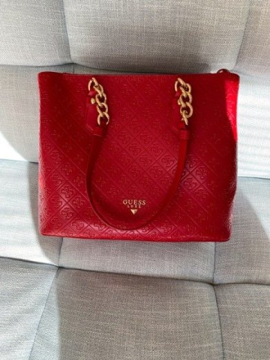 Kabelka guess