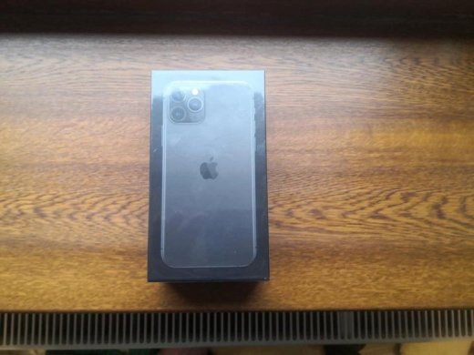 iPhone 11 pro max 256 gb space gray