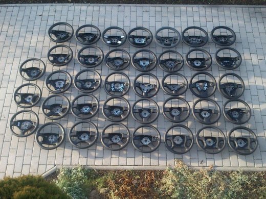 Predám kožené volanty - VŠETKY TYPY ÁUT  090527139