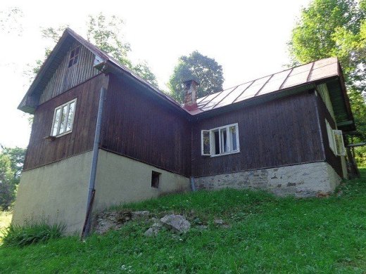 Rodinný dom -  drevenica - Veĺké Rovné – Madzín