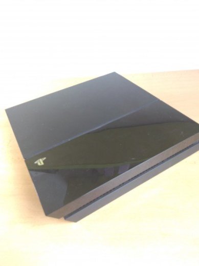 PS4 500GB dobrý stav
