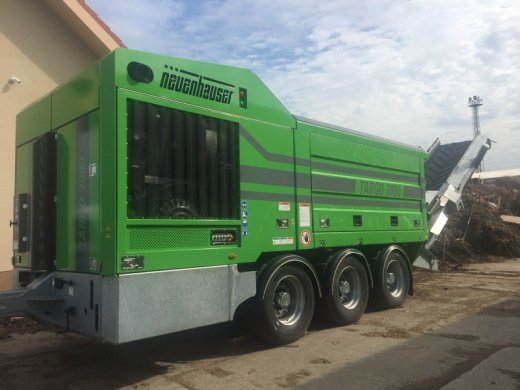 Hľadám truck na prepravu drvičky a JCB