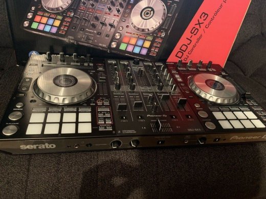 Open Box Pioneer DJ Pro Bundle DJ Mixer DJM900NXS2