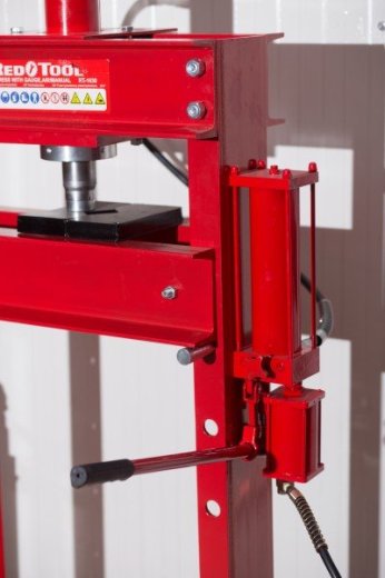 REDTOOL Lis hydraulicko-pneumatický 30T RT-1630