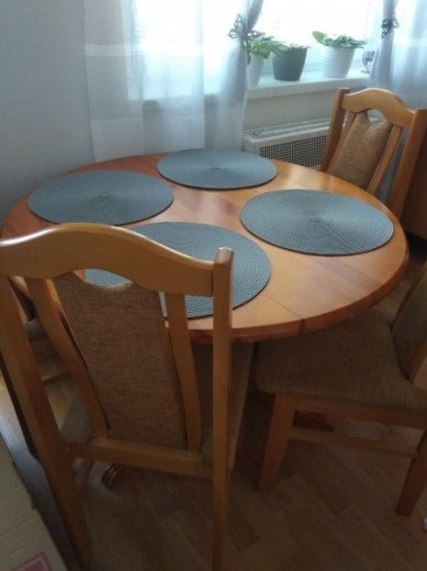 Set stôl a stoličky