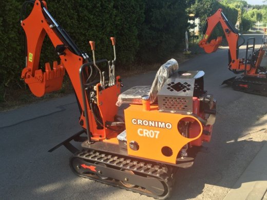 Minibagr, bagr CR07, rypadlo za traktor, kopátko