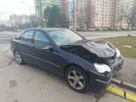 PREDÁM MERCEDES BENZ C 240