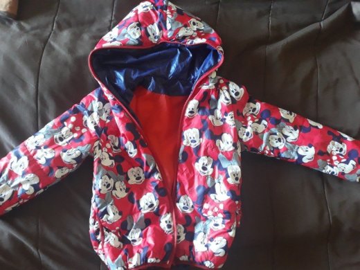 Krásna dievčenská vetrovka Minnie Mouse
