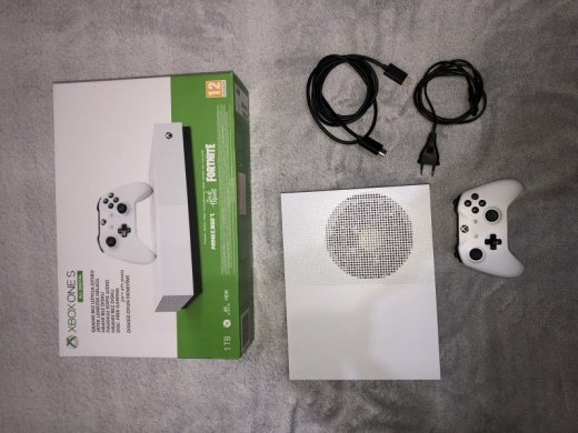 Predám Xbox One S 1TB All-Digital