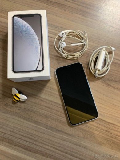 Bratislava / Predam 2x Iphone XR /128GB