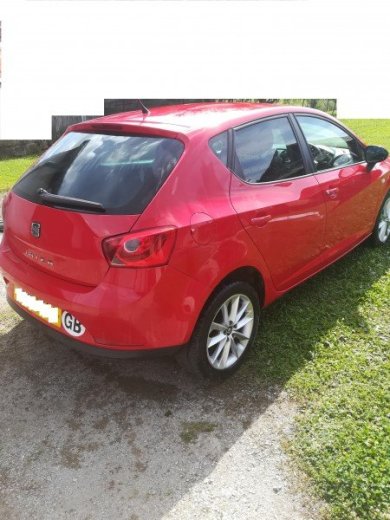 rozpredam seat ibiza rok 2008