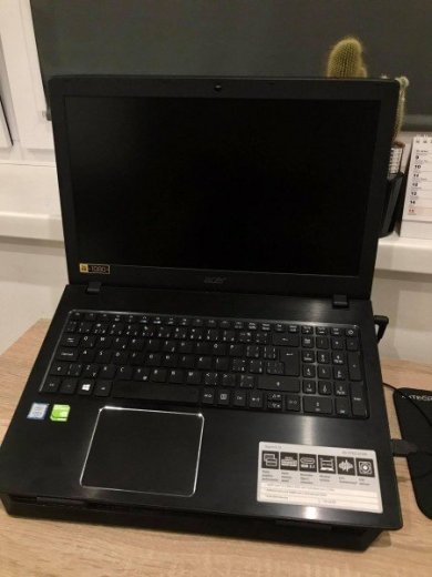 Acer Aspire E15 / i5-7200U / 12GB RAM / GeForce 94