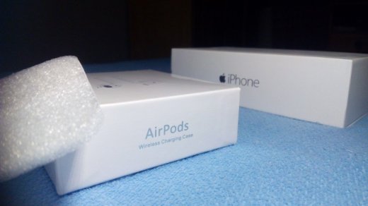 Apple Airpods 2 s bezdrôt.nab.puzd. Zdarma Doprava
