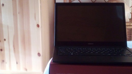 UMAX VISIOnbook