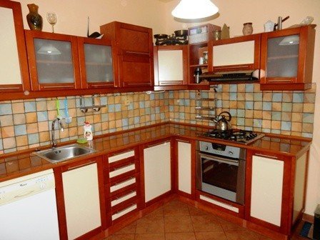PREDAJ 3 IZBOVÝ BYT - PETRŽALKA