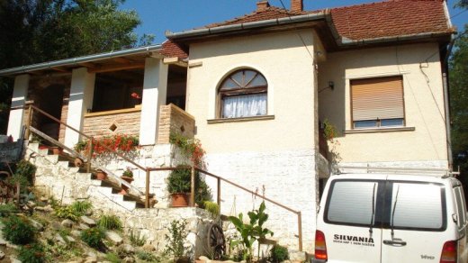 predám  3izbový rod.dom v Ozd  HU  15 km od hranic