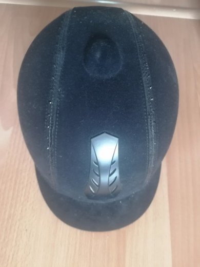 predam jazdecku prilbu