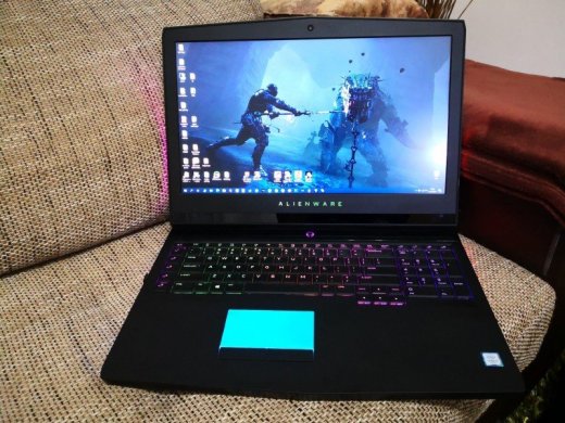 Dell Alienware 17R4 gtx 1070