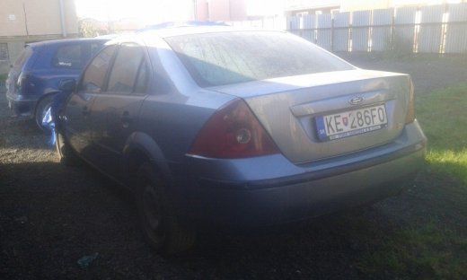 Rozpredam Ford Mondeo 2.0tddi r.v2001 85kw