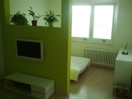 1 izbový byt na začiatku Pod. Biskupic