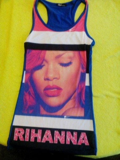 Tričko Rihanna