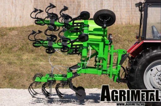Agrimetal Riadkový kultivátor podávač umelého hnoj