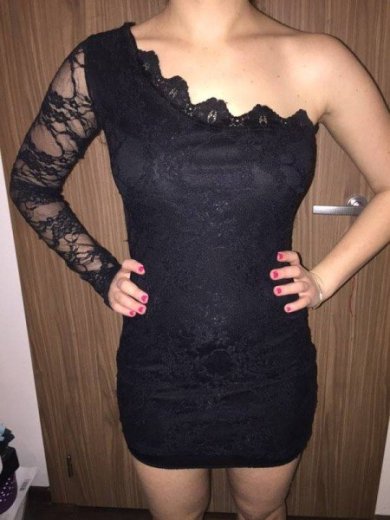 Dámske kokteilové šaty, veľkosť S