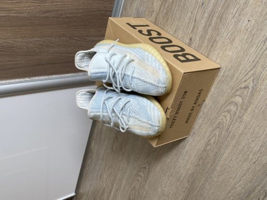 Predám topánky značky Yeezy boost 350v2