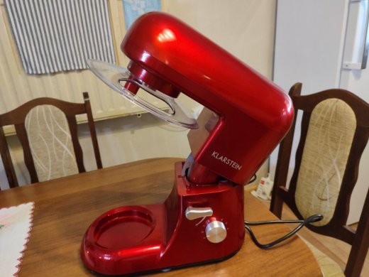 Kuchynsky robot Karlstain