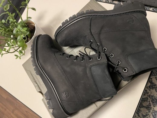 Timberland čierne 38,5