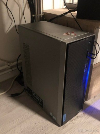 Predám herný PC + Monitor