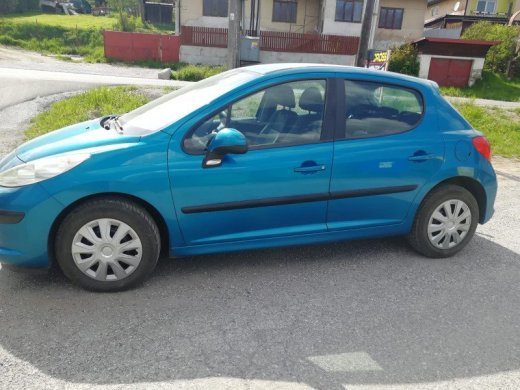 Peugeot 207 benzin