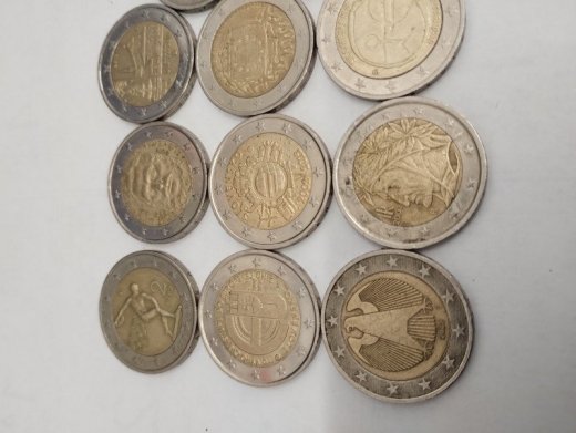 Predám 2_ mince cenu ponúknite